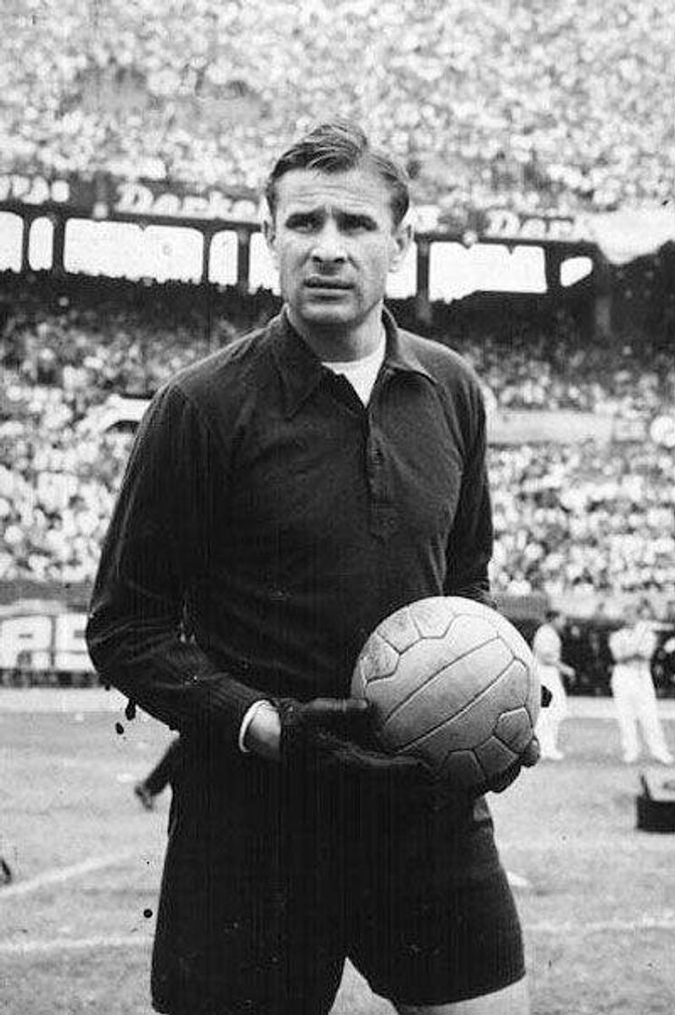 Moda LEV YASHIN