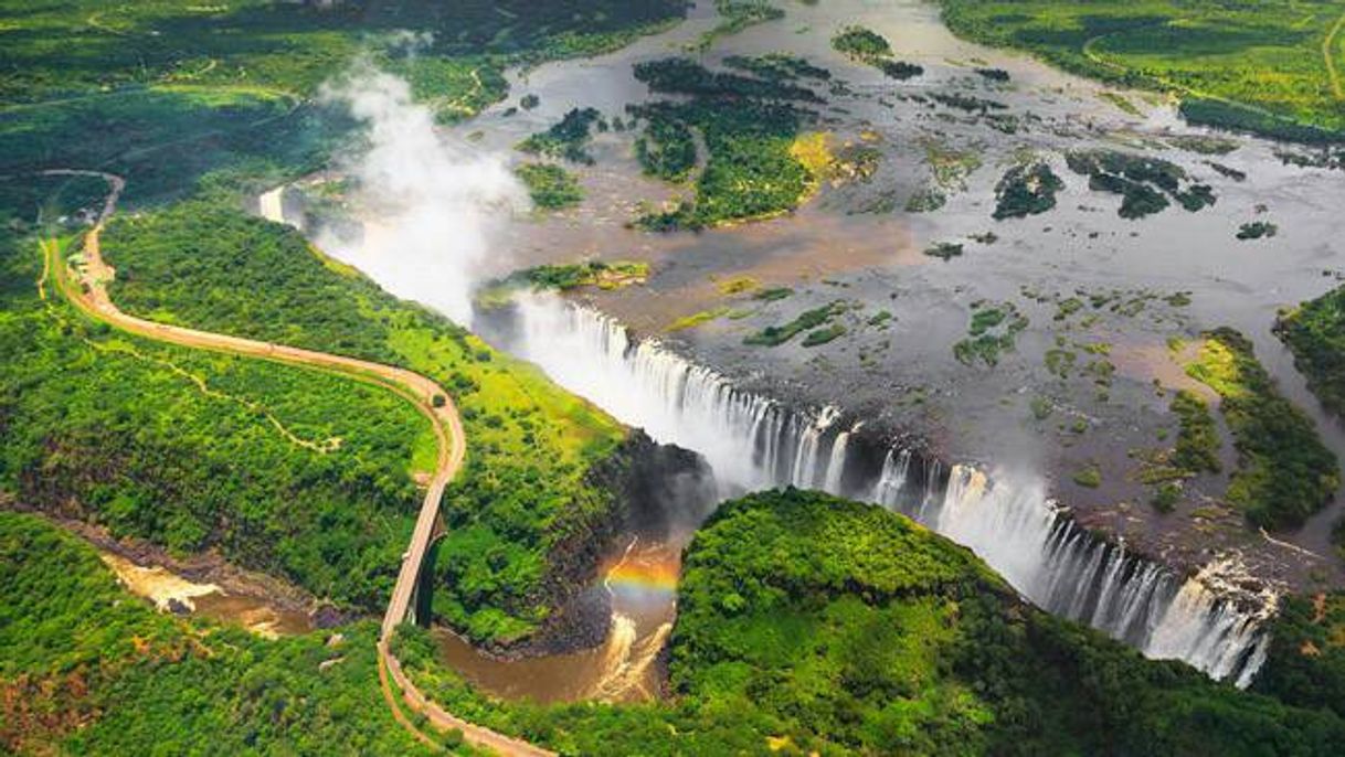 Moda Victoria Falls- Frontera entre Zâmbia e Zimbabwe✨