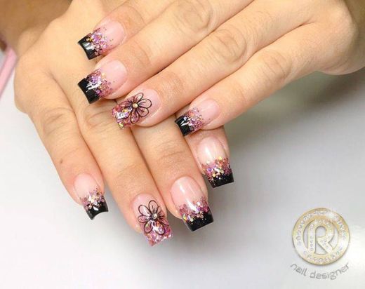 Unhas decoradas