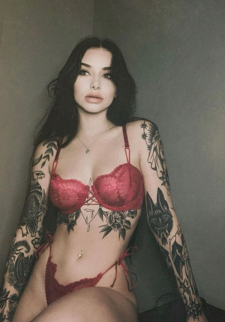 Fashion Mulheres tatuadas 