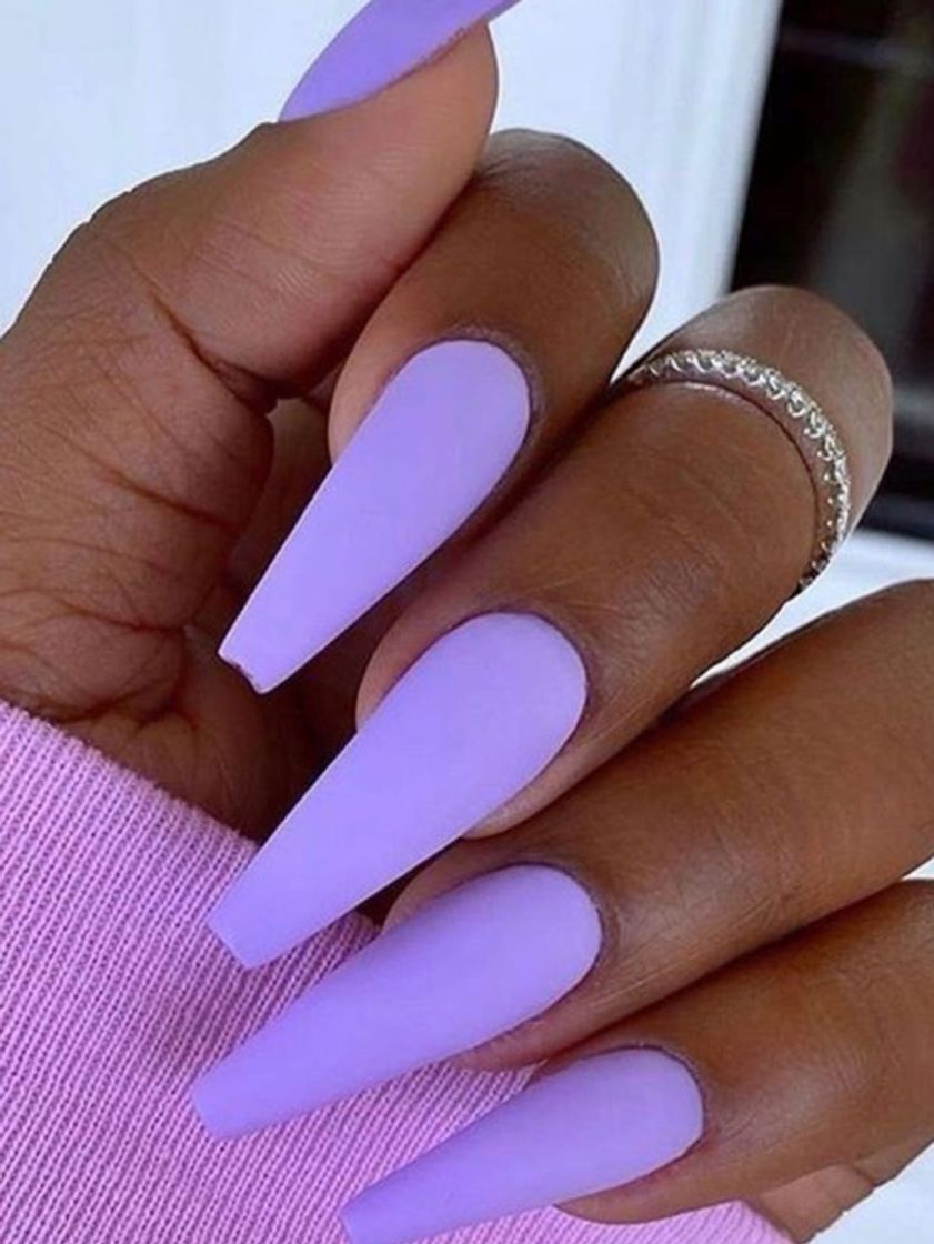 Moda Uñas moradas 