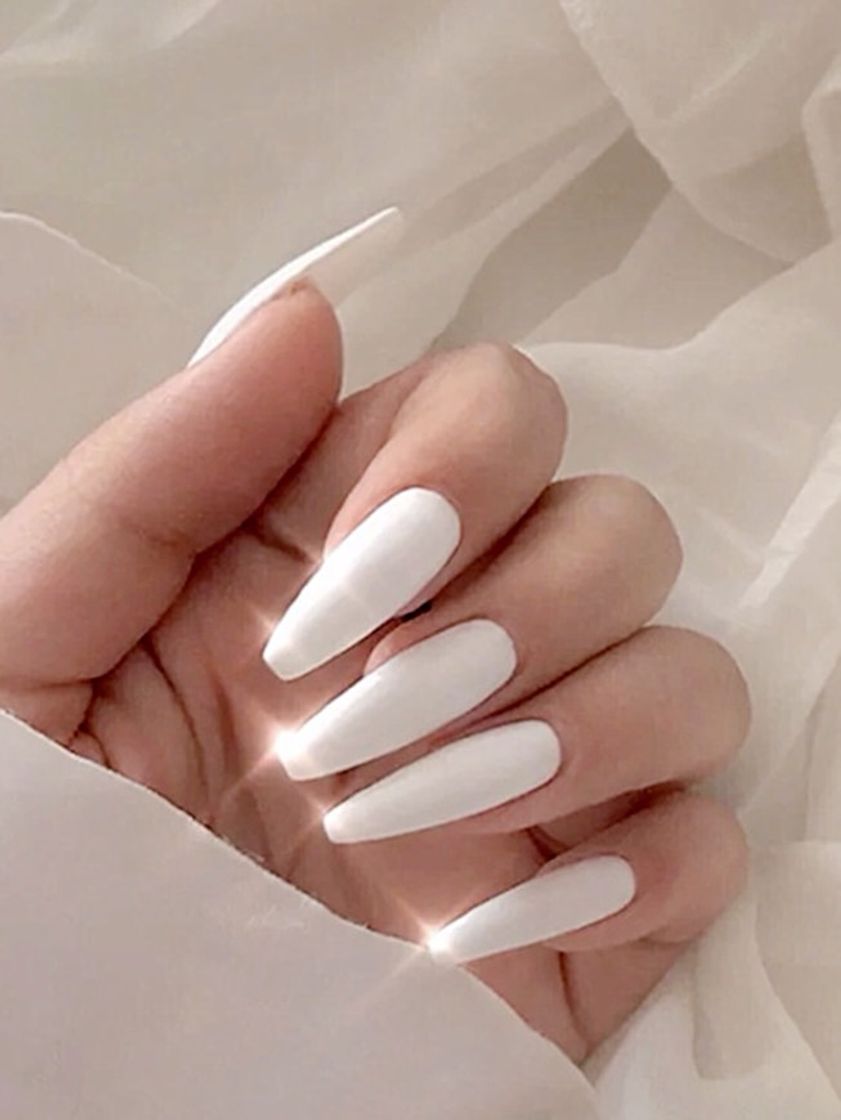 Moda Uñas blancas 