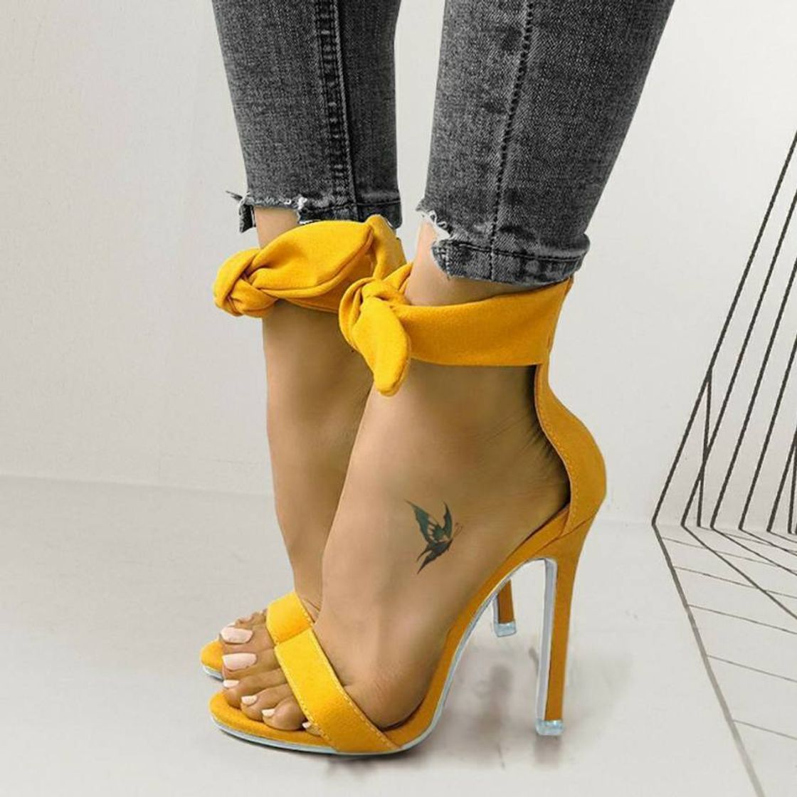 Moda Salto amarelo 🌼