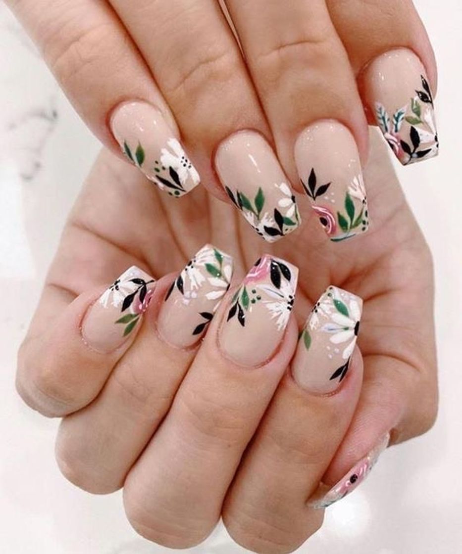 Fashion Nails 