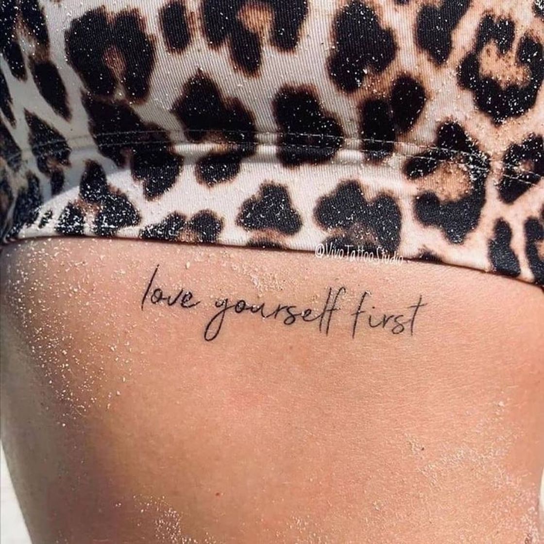 Moda Love yourself first✨