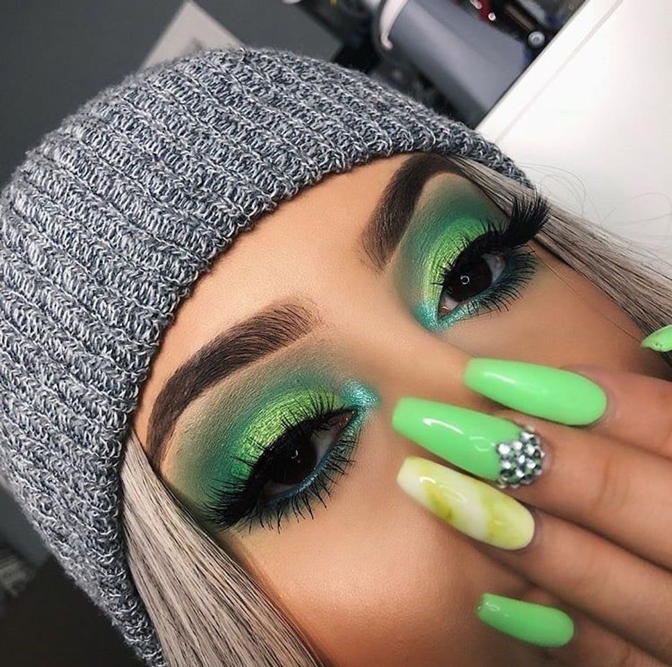 Fashion GREEN💚