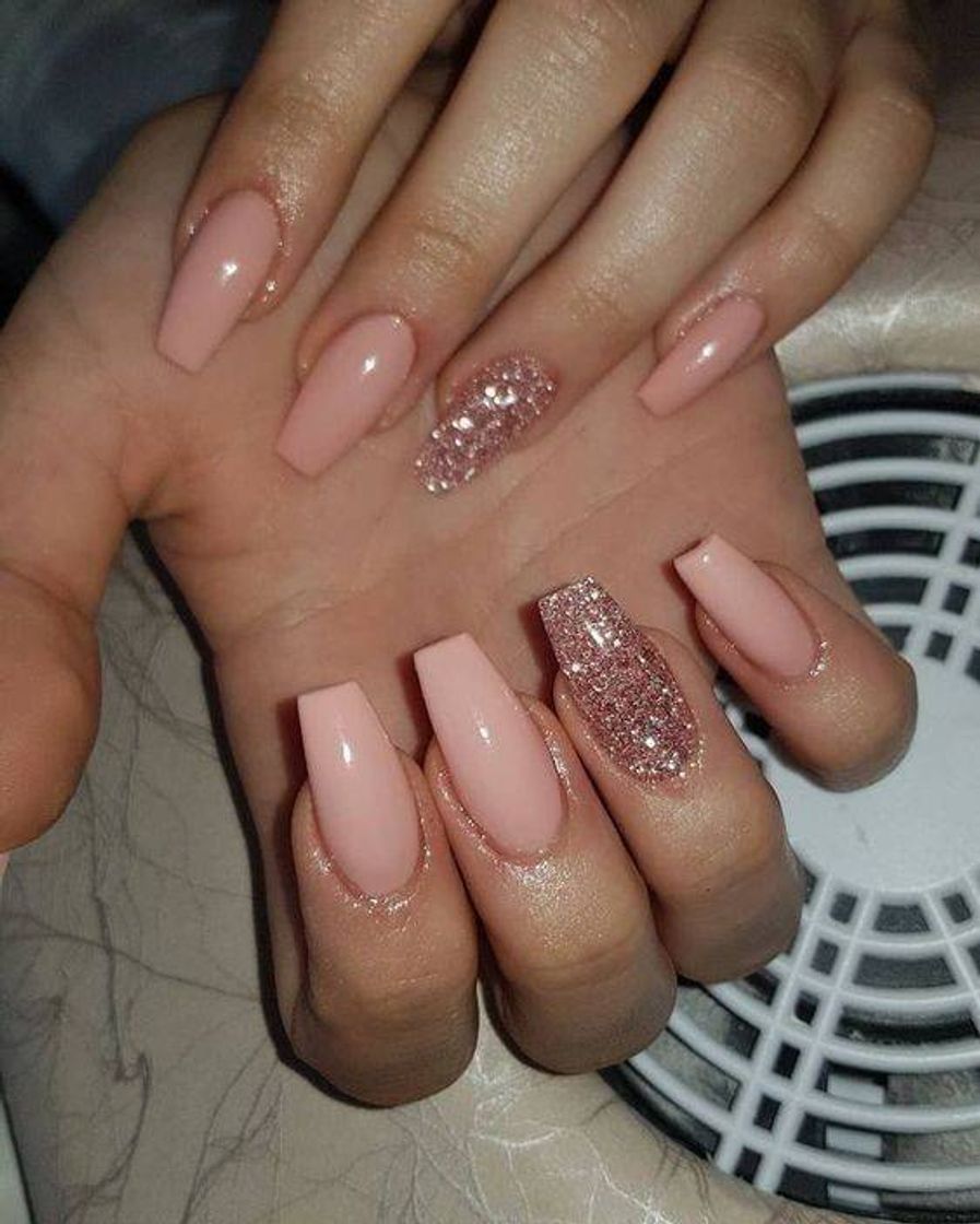 Fashion Unhas Rosas com glitter 😚