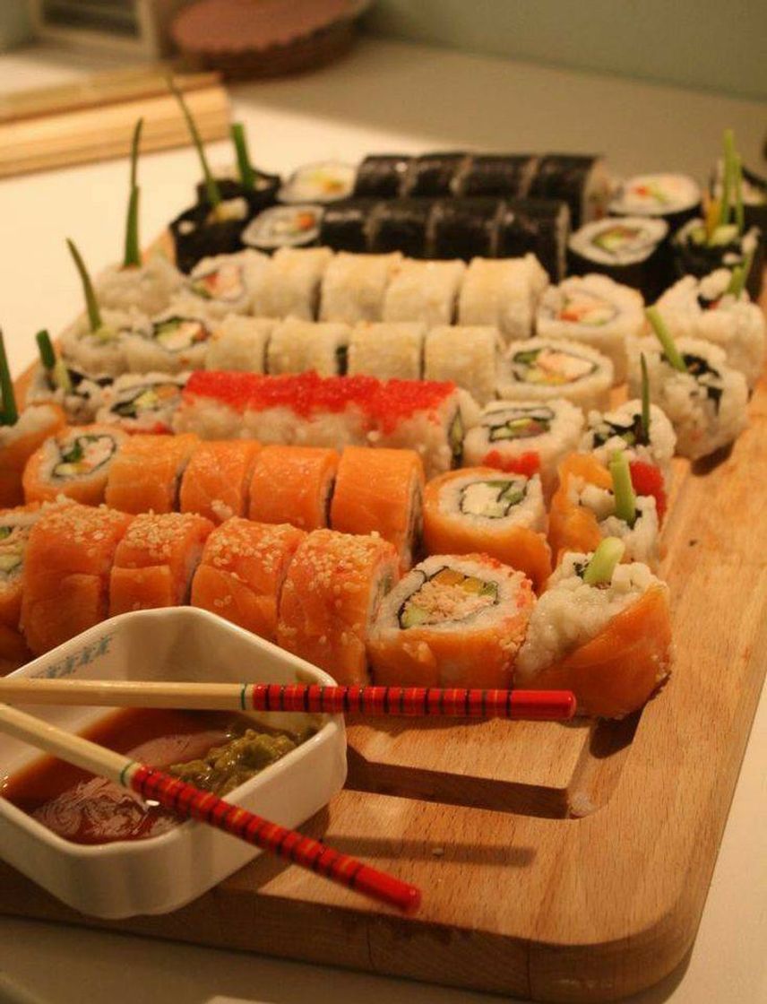 Moda 🍱🍚😋SUSHI🍱💛💛💛