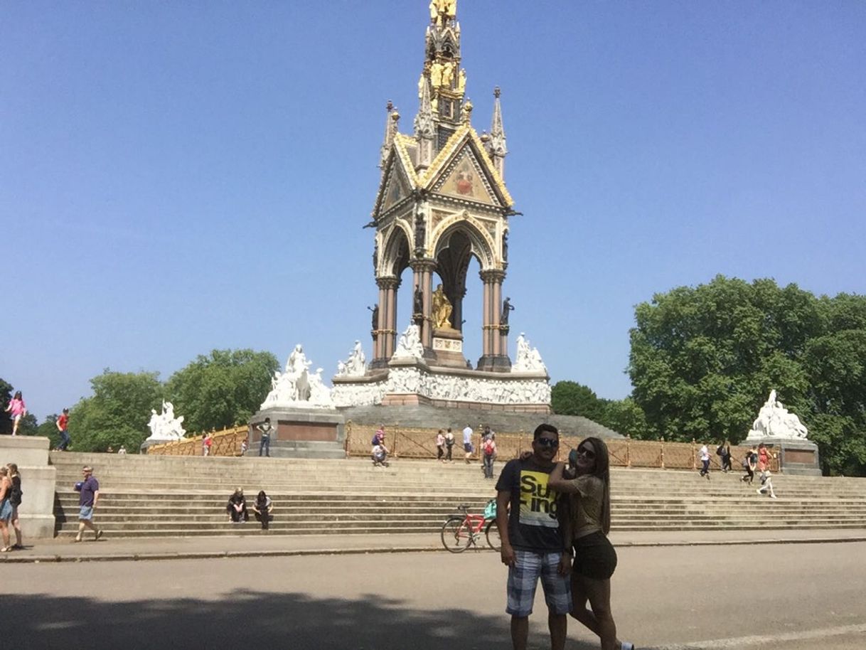 Place Albert Memorial