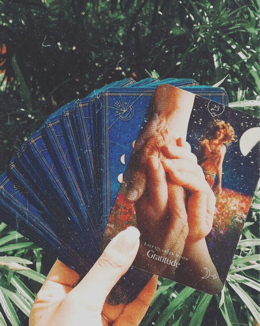 Moda 1 PERGUNTA AO TAROT GRATUITAS