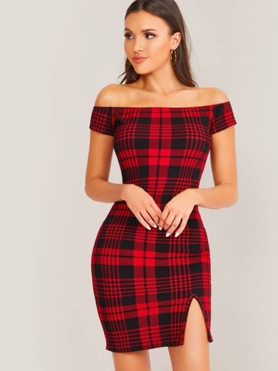 Vestido vermelho com preto