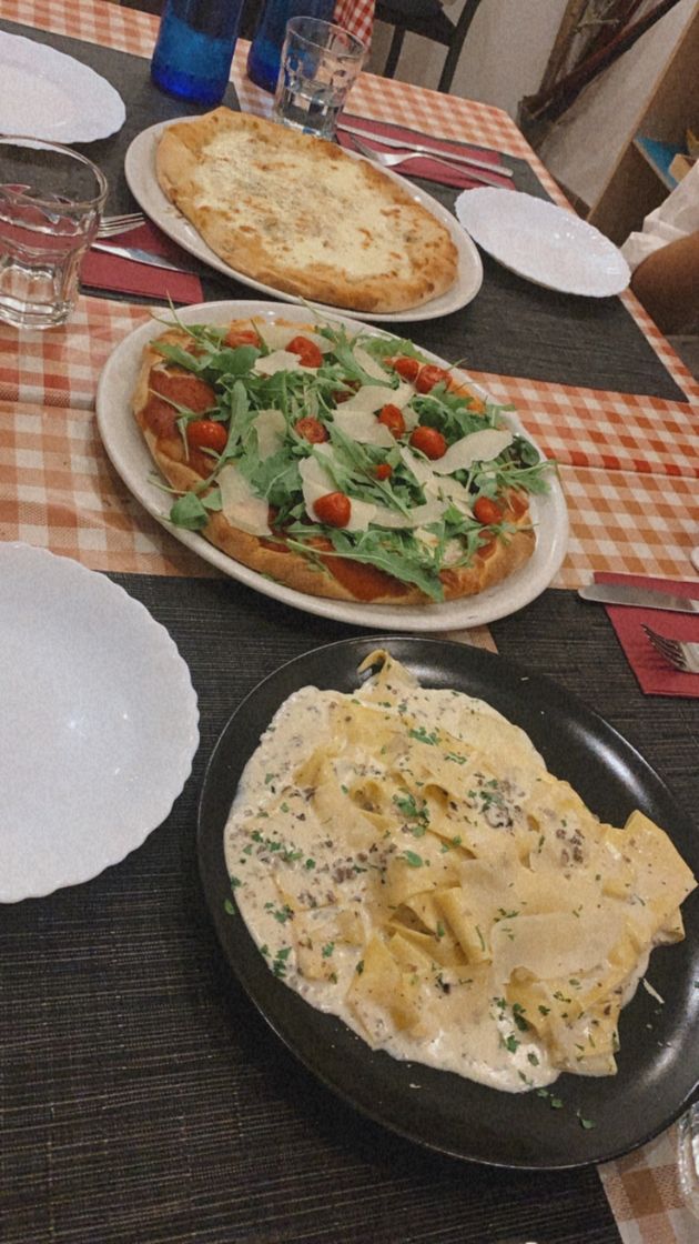 Restaurantes Contacto - Piazza Castello