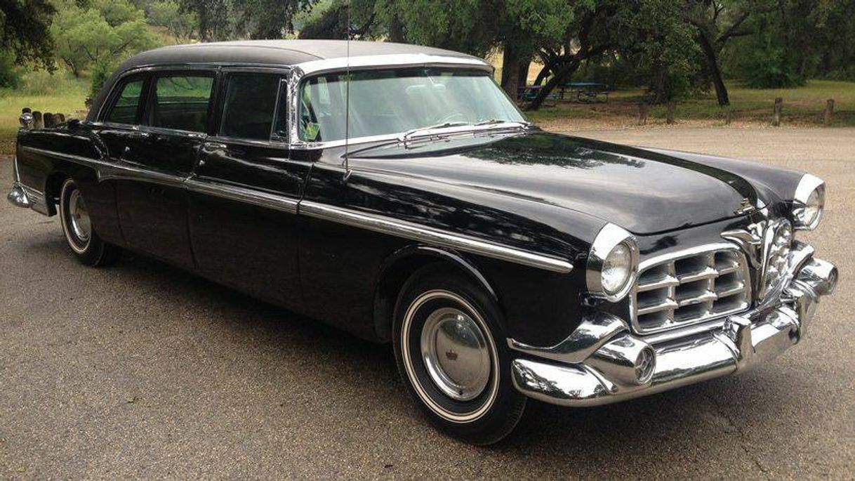 Moda Chrysler Imperial Limousine 1955.