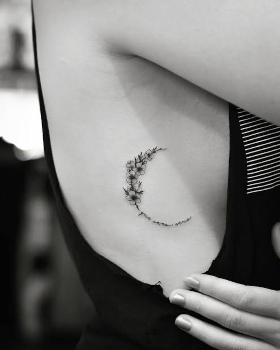 Social Tatuagem delicada