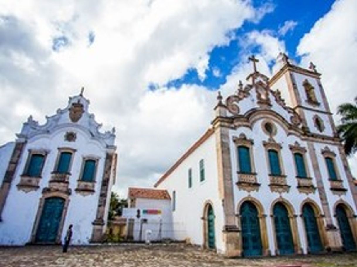 Lugar Convento Franciscano e Museu de Arte Sacra