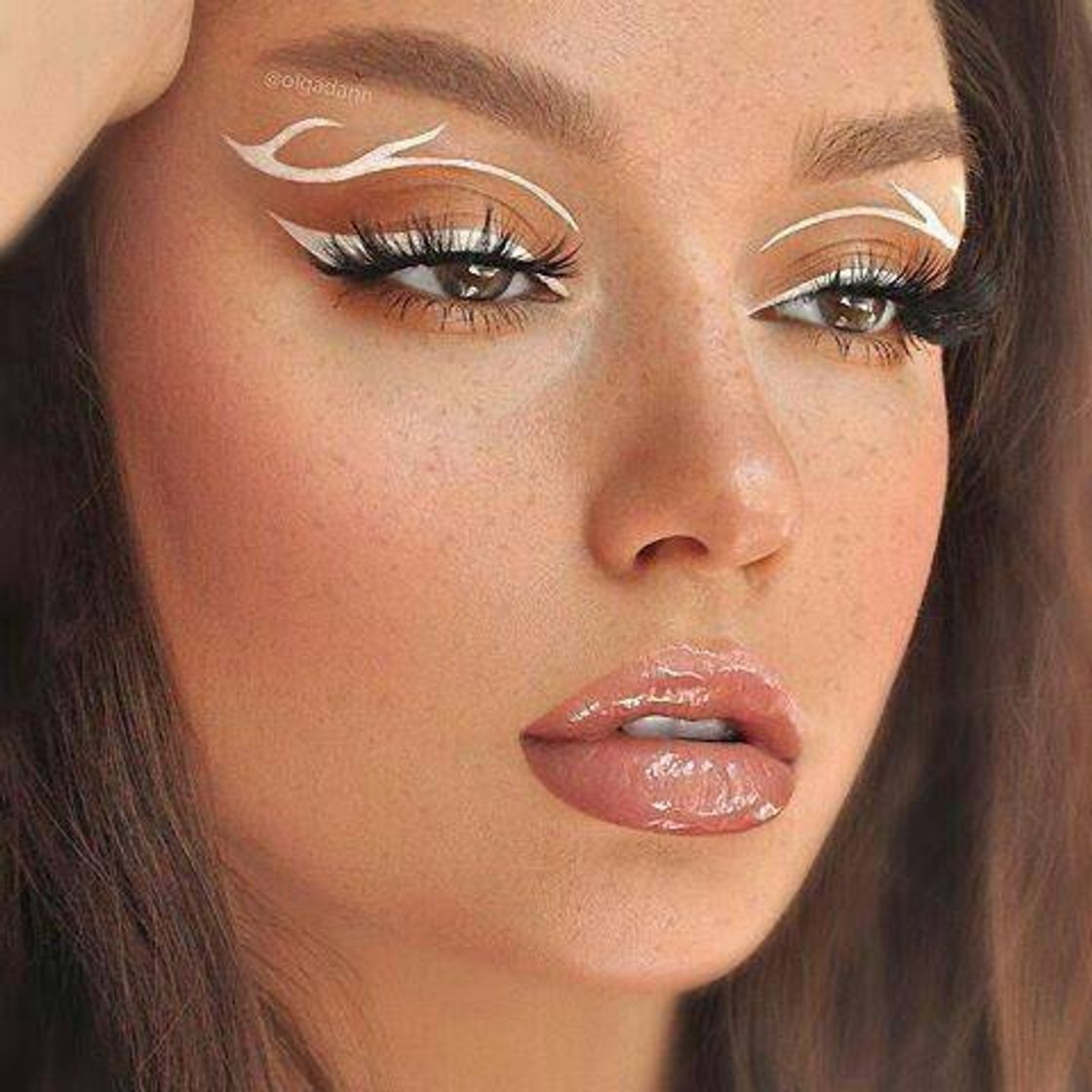 Moda Linda❤make de fogo branca amei💄