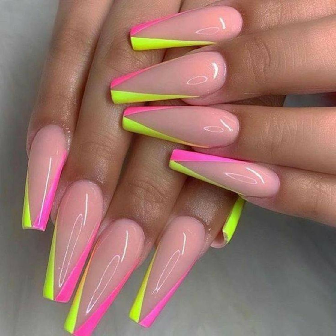 Fashion Pink and Green 💖💚