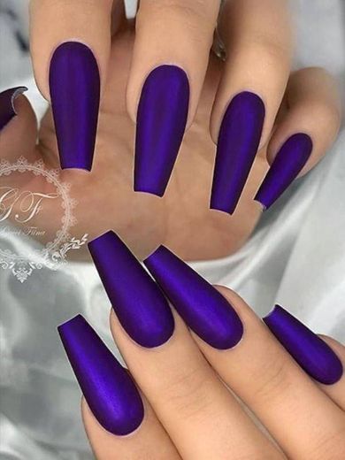 Unha bem violeta
