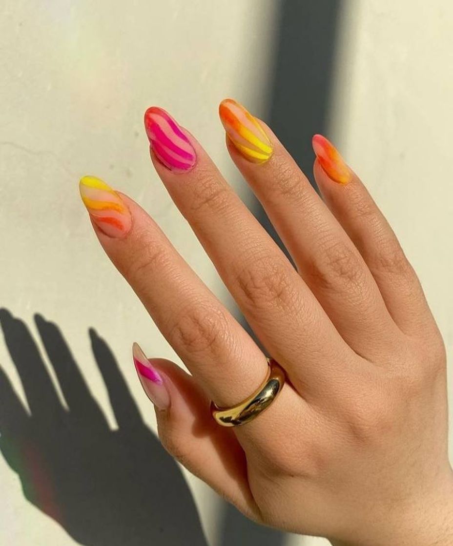 Social Nails Art