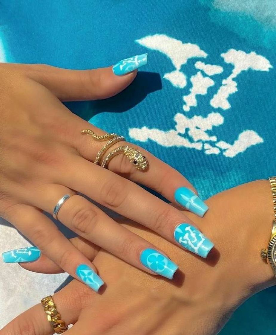 Moda Blue Nails