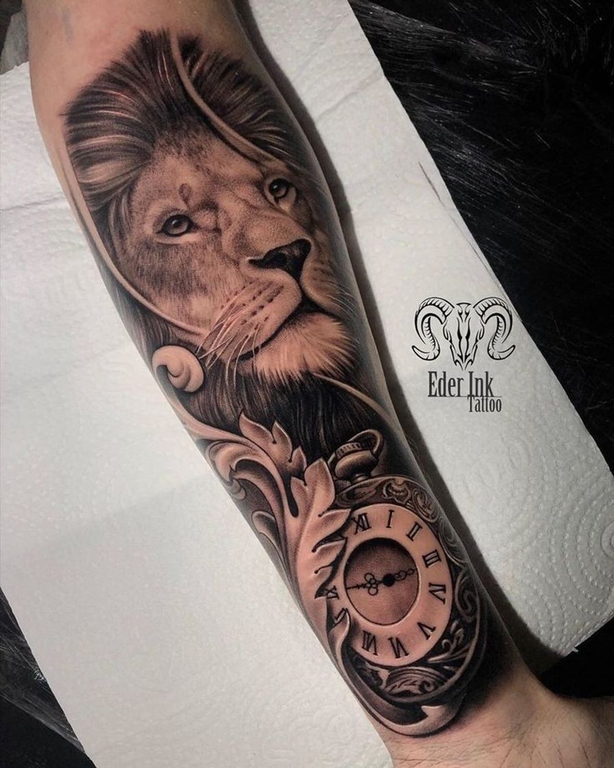 Moda Tattoo masculina