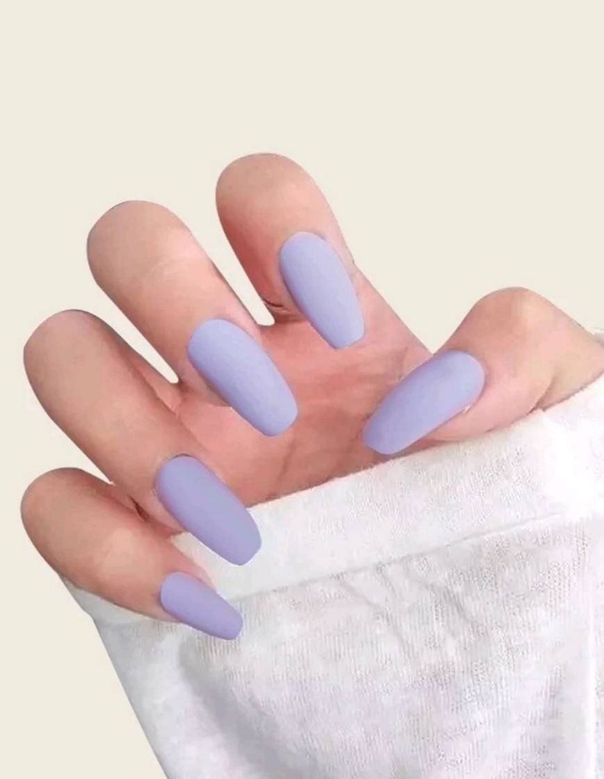 Moda Uñas lila 