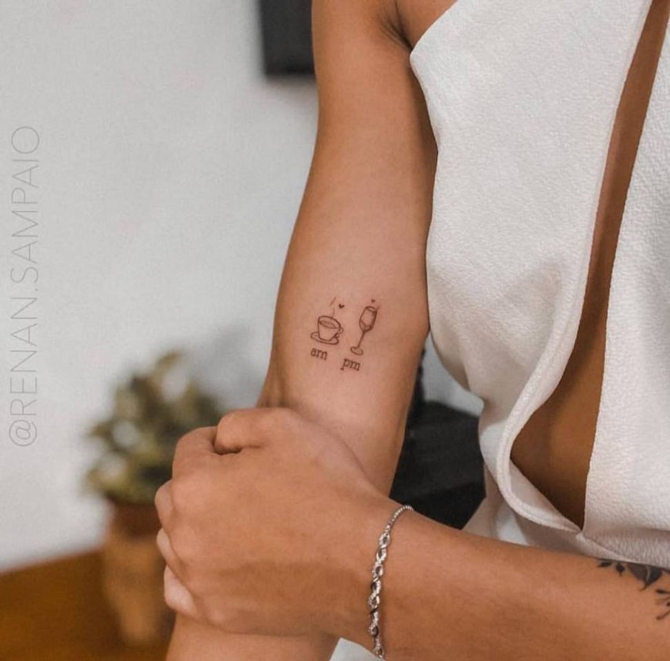 Social Tatuagem delicada