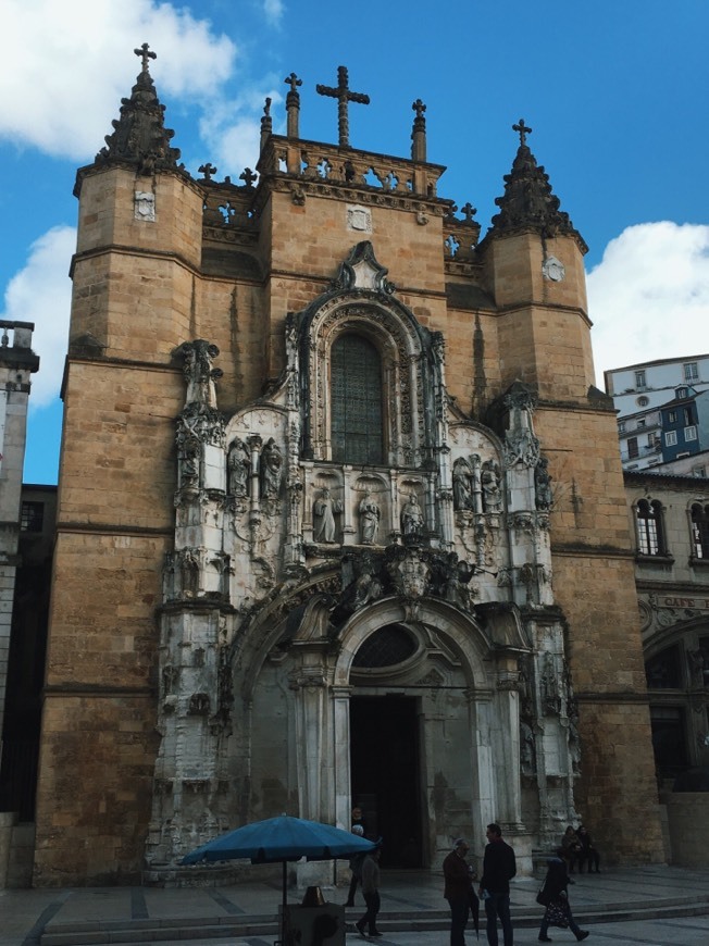 Place Igreja de Santa Cruz 