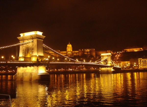 Lugar Puente de las Cadenas