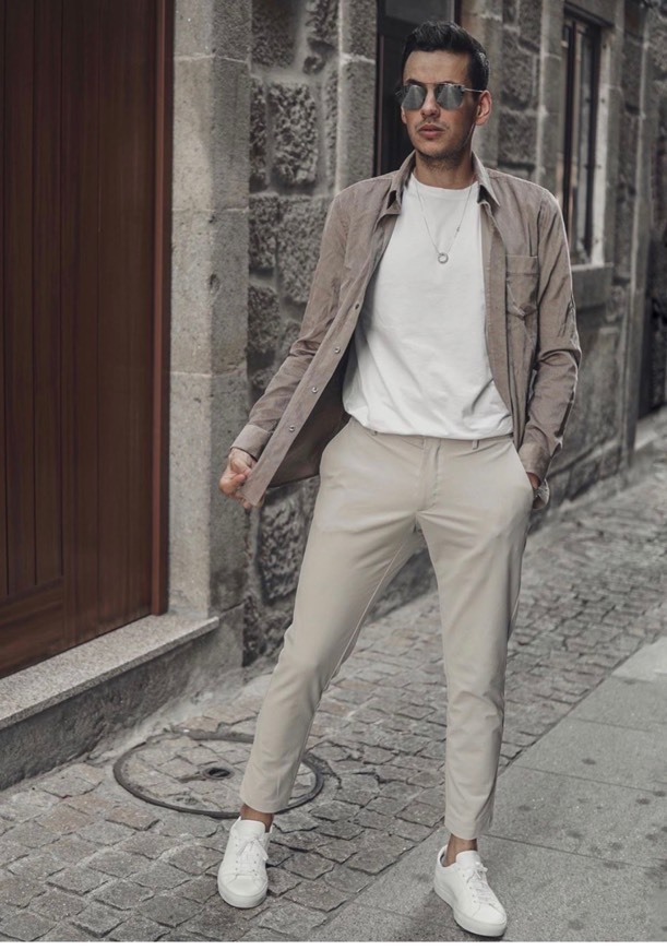 Fashion Beige trousers outfit 