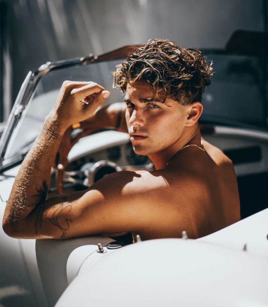 Social Jay Alvarez