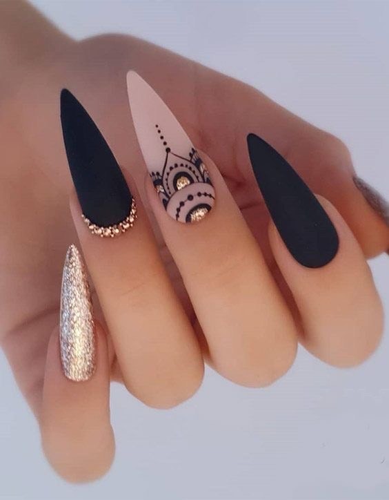 Fashion nails