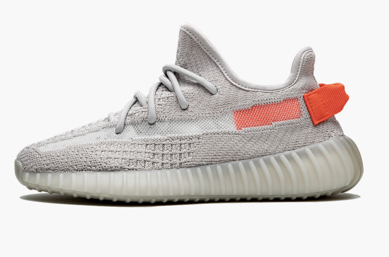 Moda Yeezy Boost 350 V2 
“Tail Light”