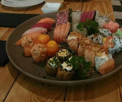 Sushi dos Sá Morais
