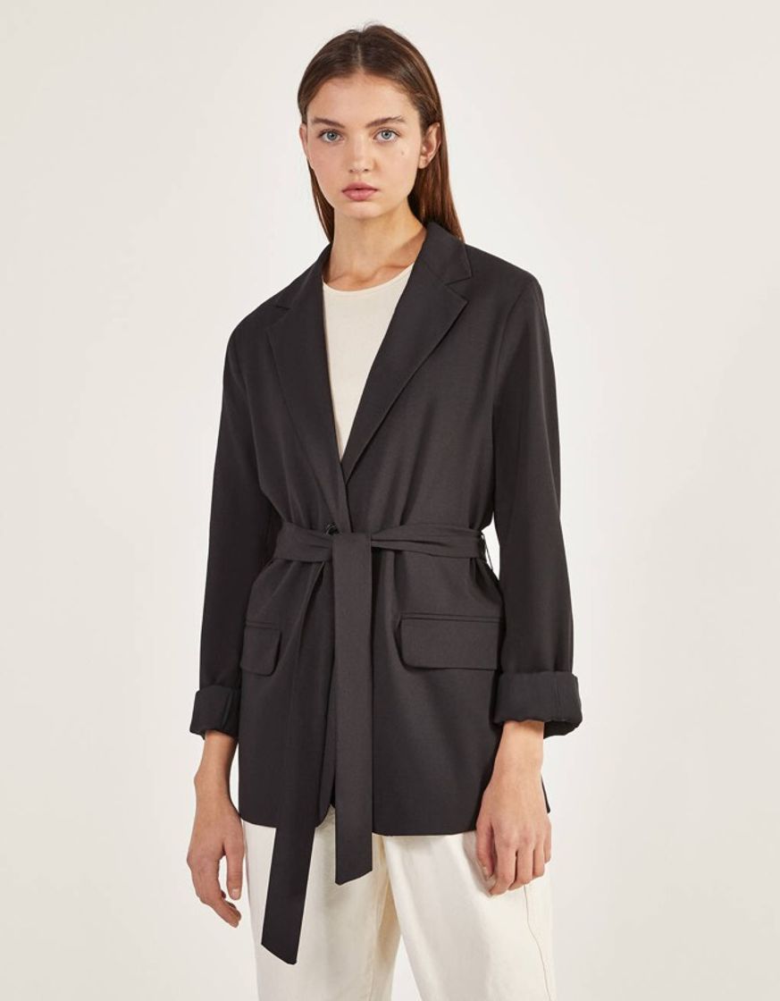 Fashion Blazer com Cinto Bershka