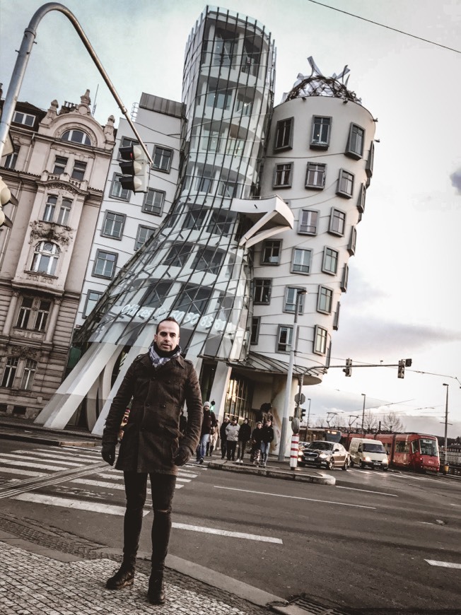 Place Dancing House