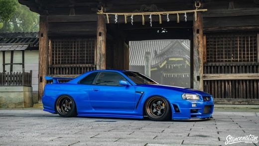 Nissan Skyline GT-R34 02’