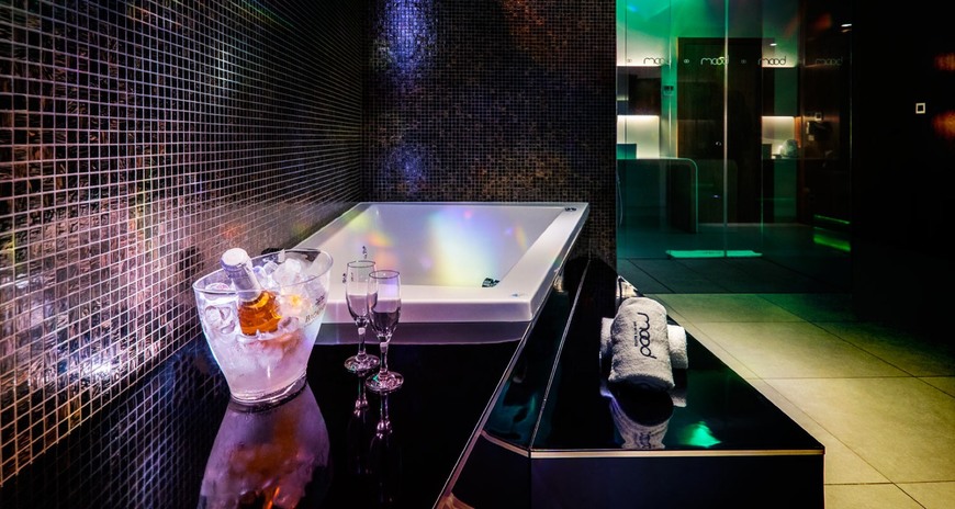Place Motel Montijo | Mood Private Suites