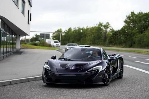 McLaren P1