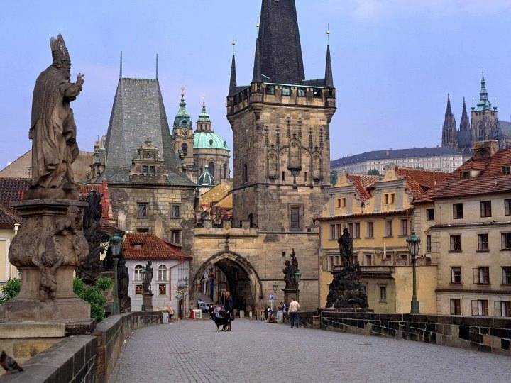 Place Charles Bridge