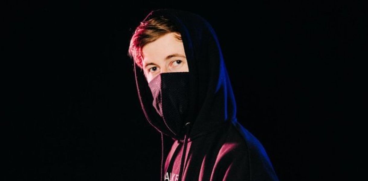 Fashion Alan Walker