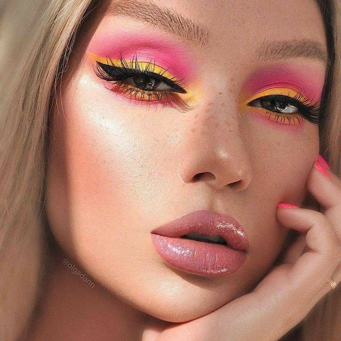 Fashion Amarelo e Rosa 💛💖