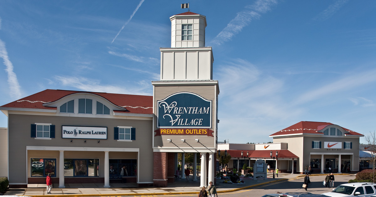 Lugar Wrentham Village Premium Outlets