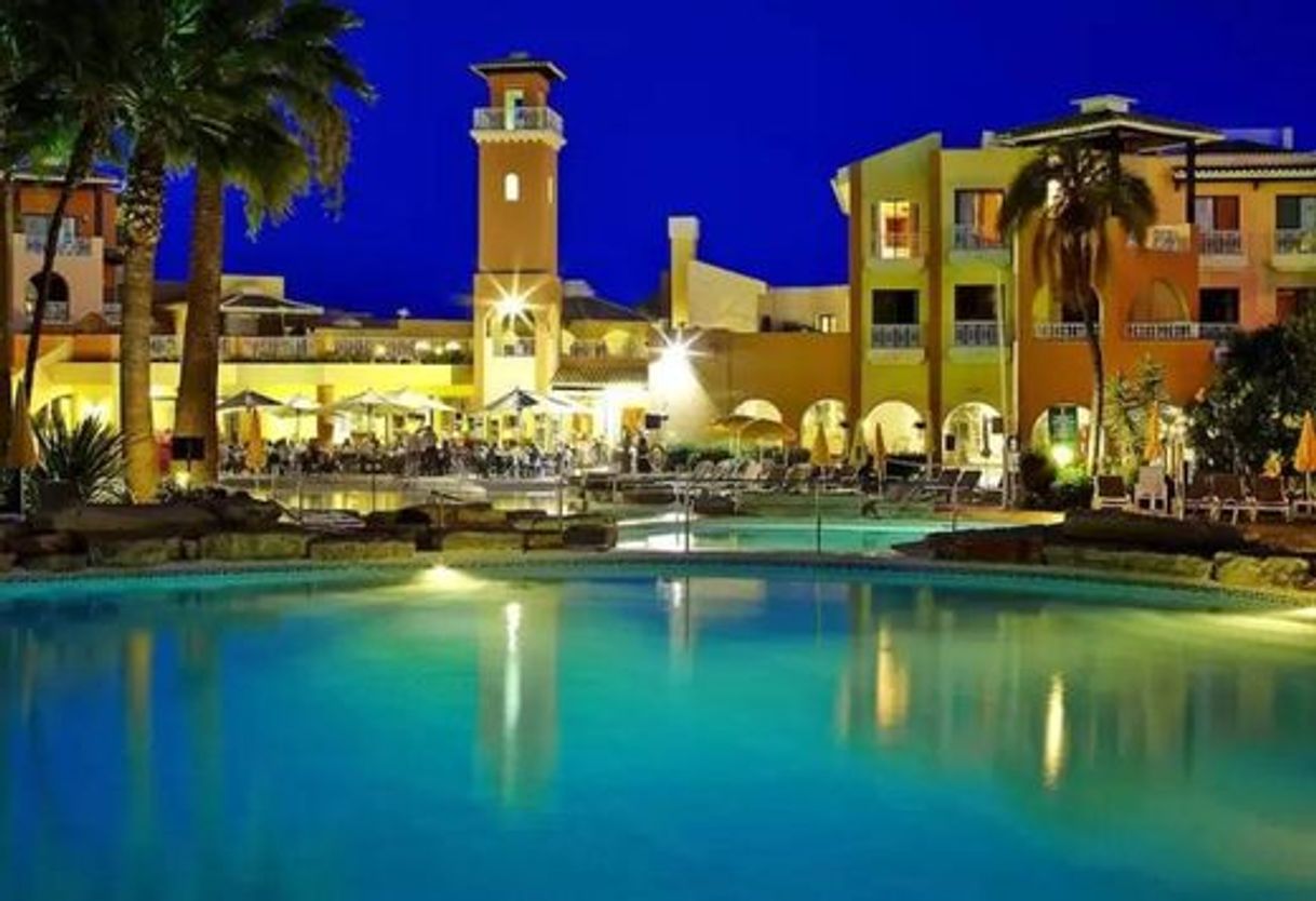 Place Family Holiday Resort & Apartments - Four Seasons Vilamoura ...