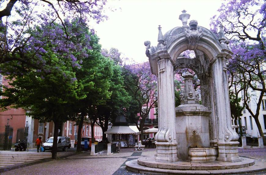 Place Largo do Carmo