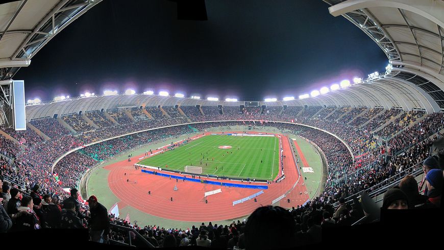 Lugar Estadio San Nicola