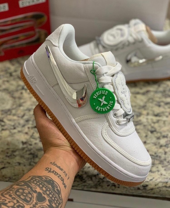 Producto AF1 Travis Scott