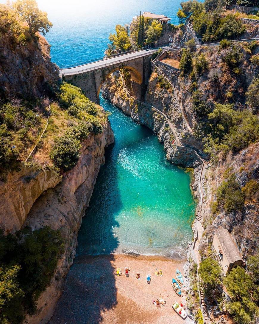 Place Amalfi