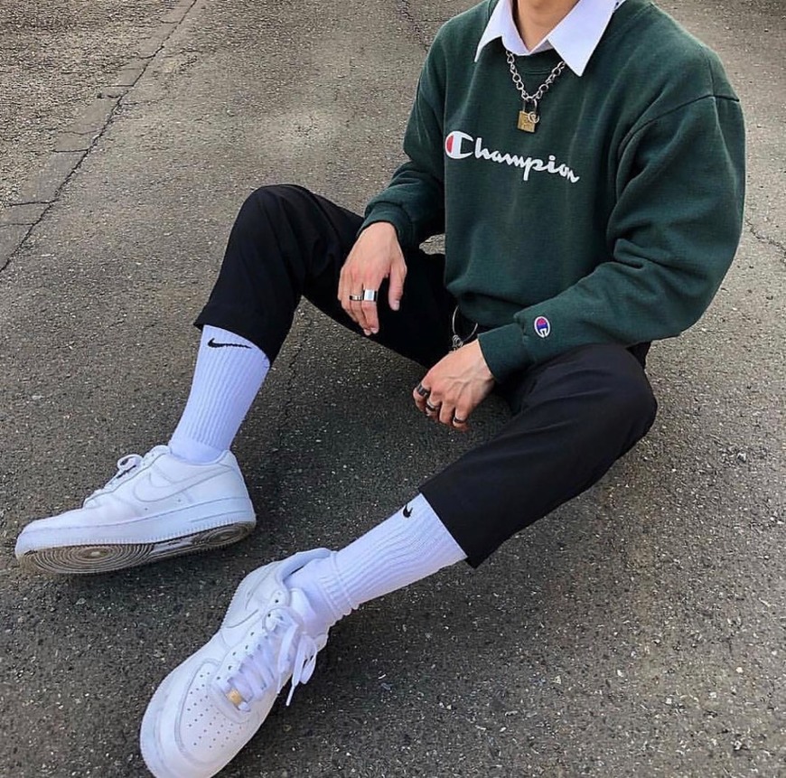 Social Streetwear Outfit 4