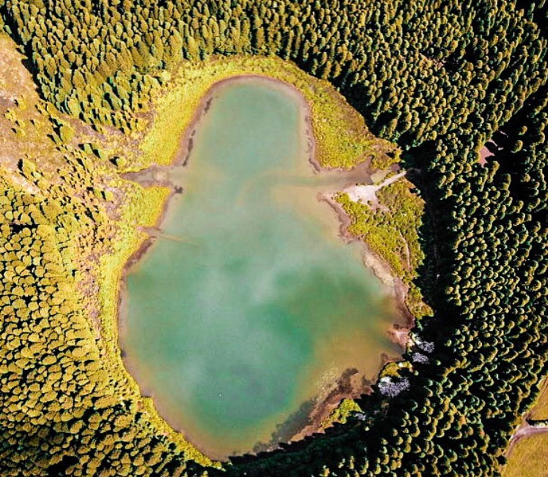 Moda Uma lagoa que parece um fantasma 